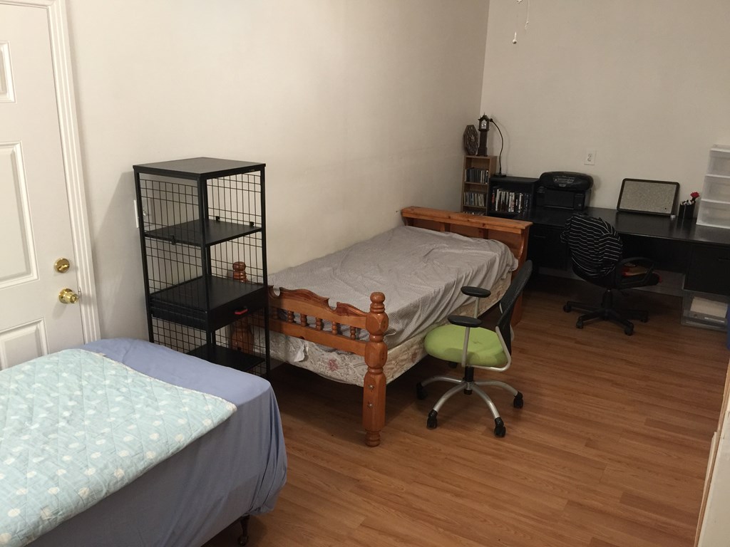 650 per month room to rent in Rancho del Rey available from February 9