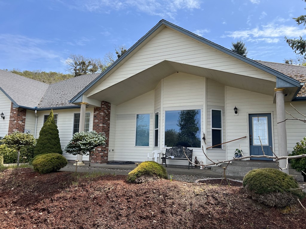 550 per month room to rent in Roseburg available from June 1, 2023 Kangaroom
