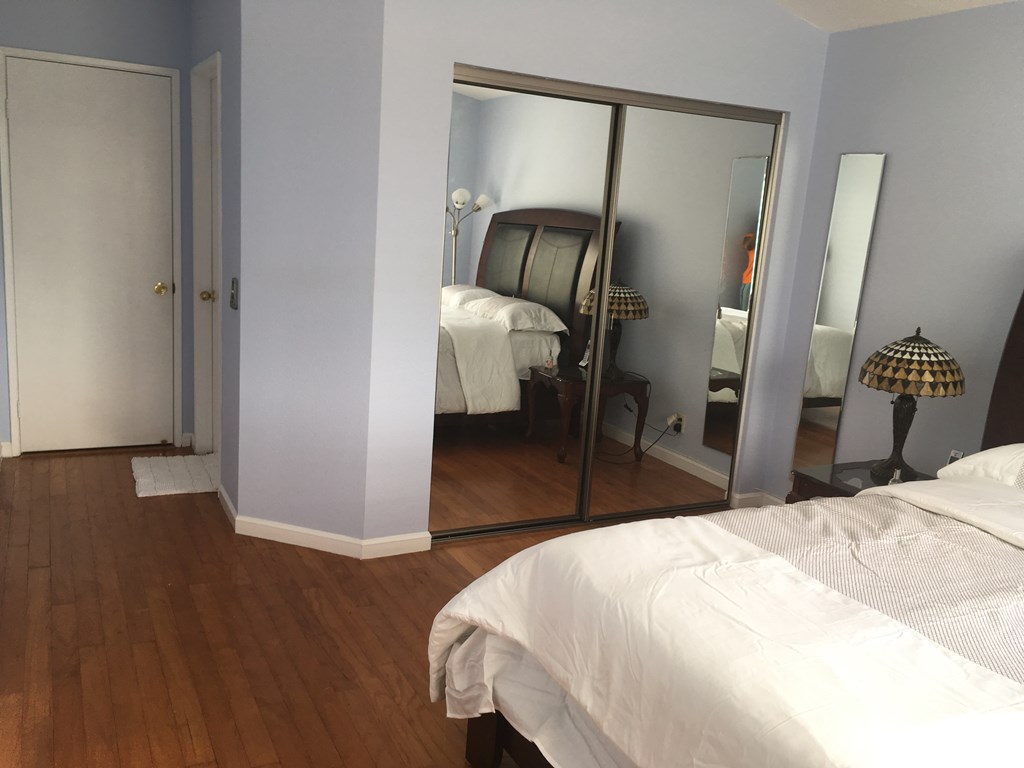 850 per month room to rent in Parque Santiago Mobile Home Park