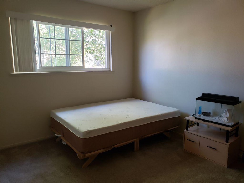 650 per month room to rent in Loomis available from September 30, 2019