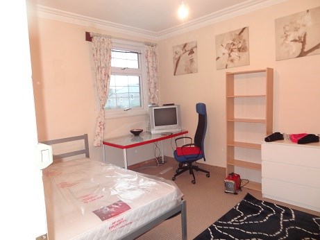 530 Per Month Single Room To Rent In A Wimbledon Flatshare