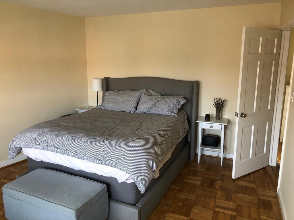600 per month room to rent in Koreatown available from June 21, 2019