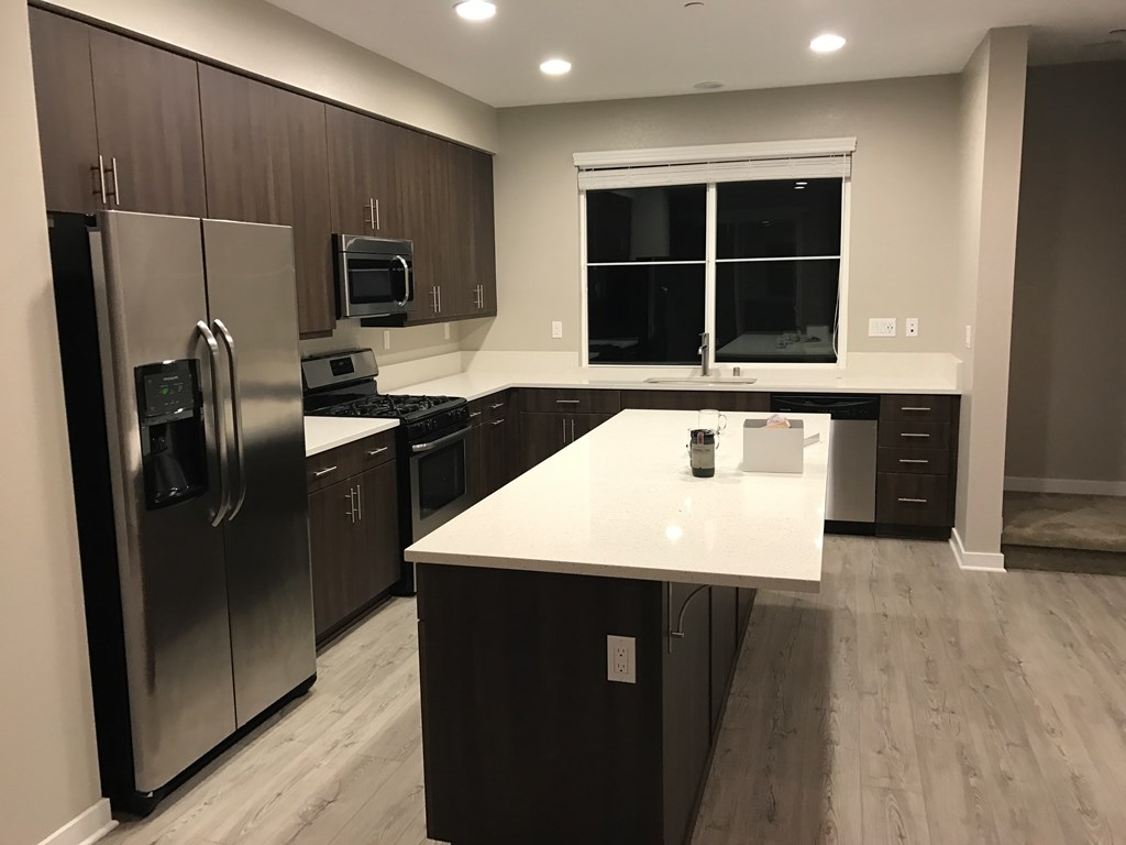 900 per month room to rent in Mira Mesa available from December 30