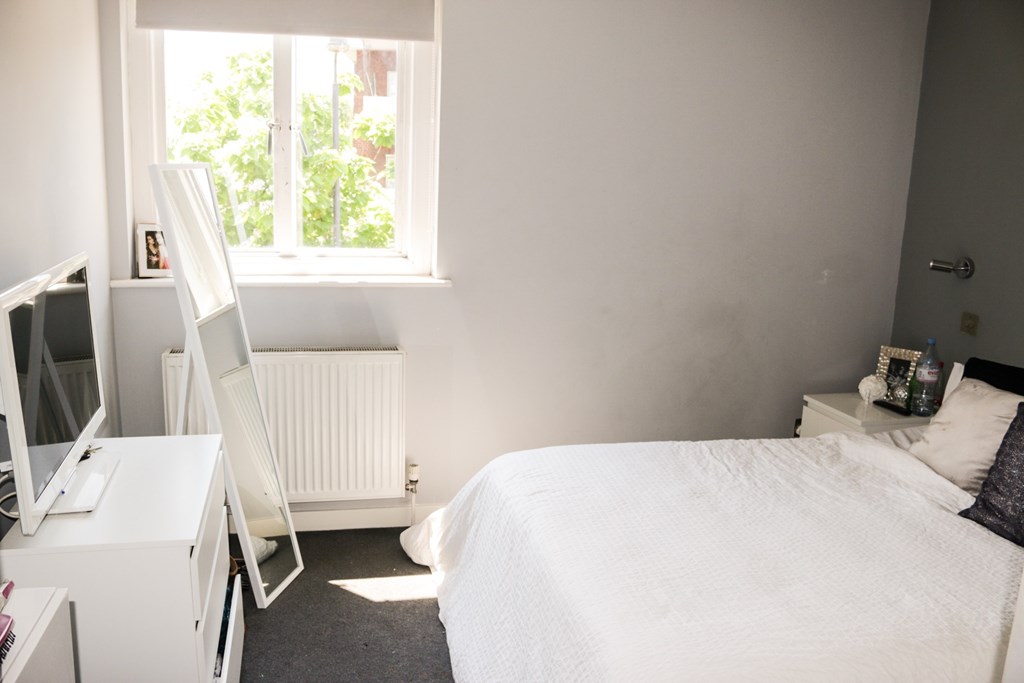 £910 per month double room to rent in a Fulham flatshare available from