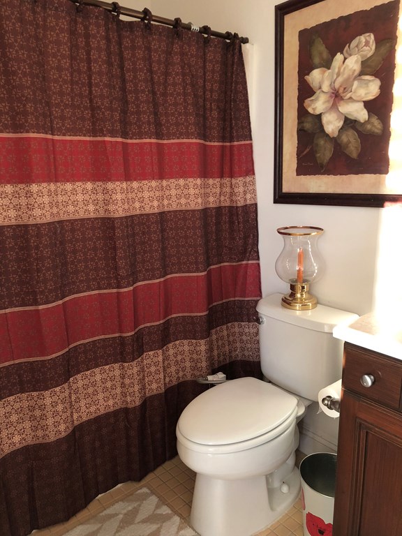 650 per month room to rent in East Bakersfield available from July 4