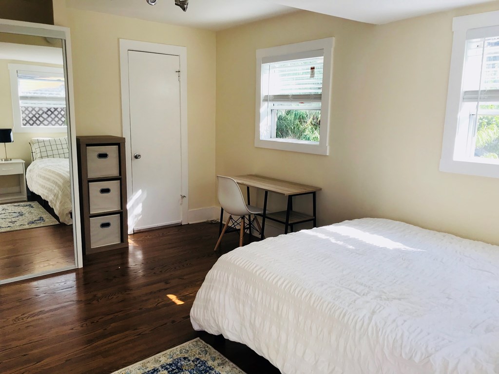 1 500 Per Month Room To Rent In Culver City Available From