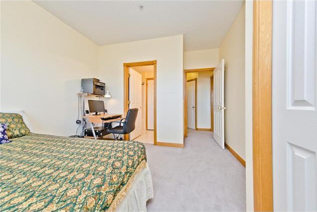 600 per month room to rent in Mayland Heights available from May 1, 2018 Kangaroom