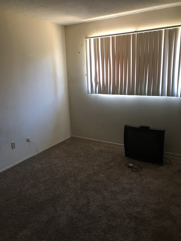 600 per month room to rent in El Cajon available from September 1