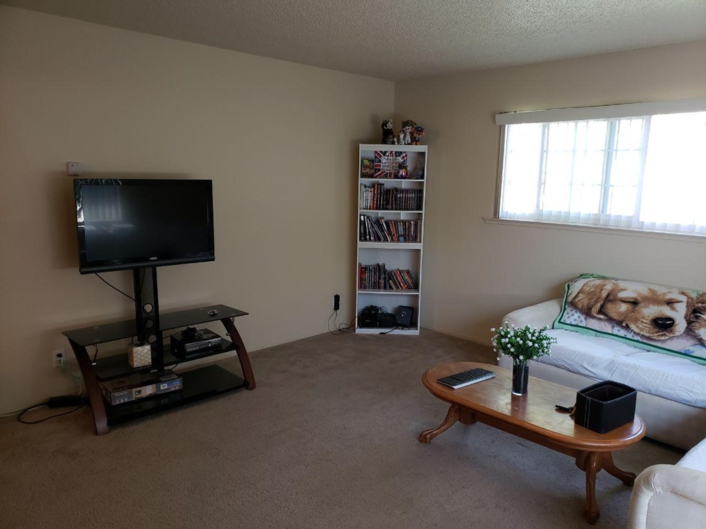 650 per month room to rent in Loomis available from September 30, 2019