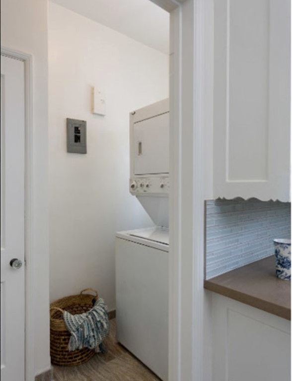 1,550 per month room to rent in PicoRobertson available from April 30