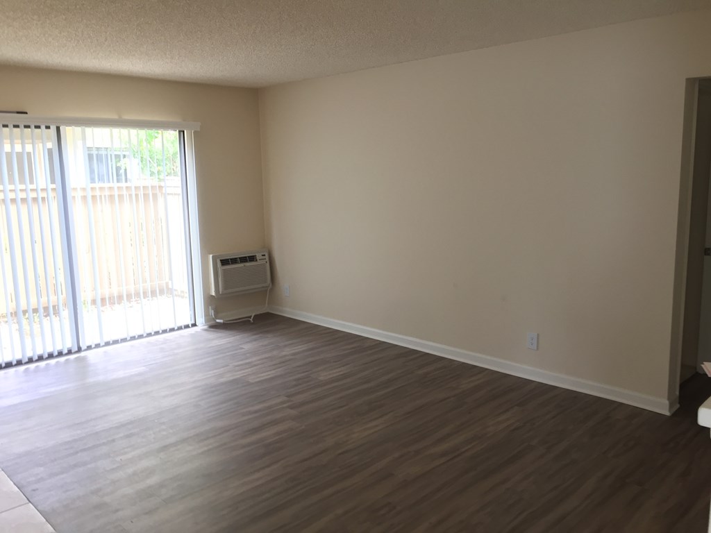 600 per month room to rent in The Meadows available from June 19, 2020