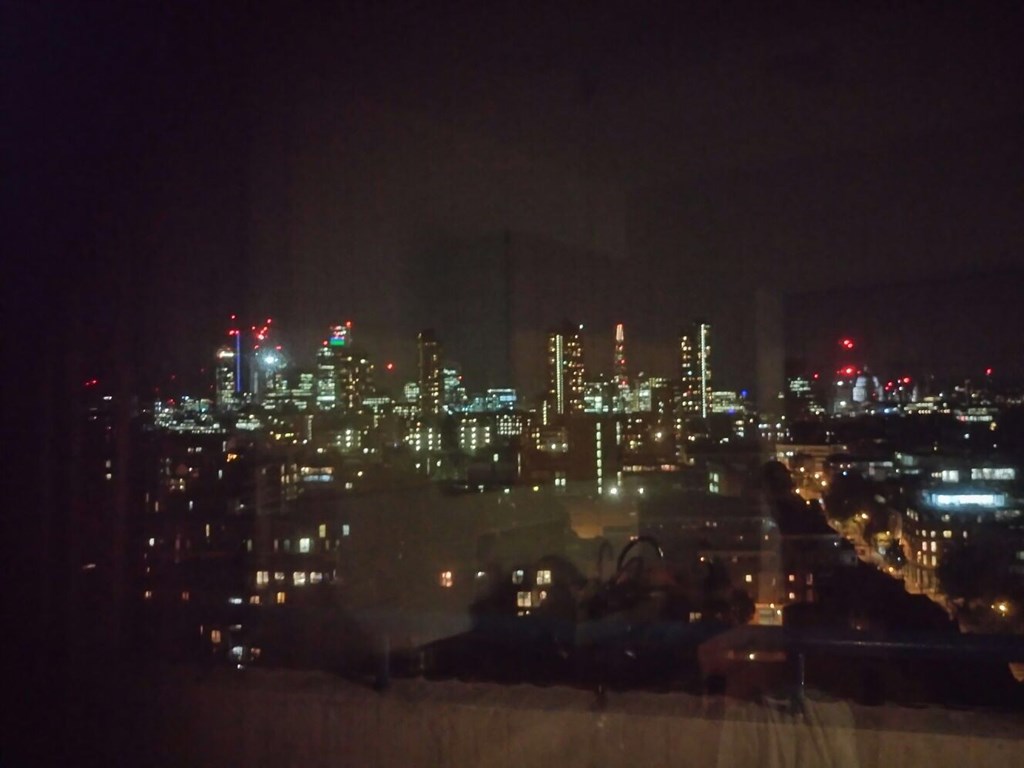 £800 per month double room to rent in a Old Street flatshare available