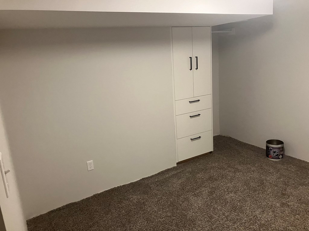 500 per month room to rent in Swan River available from November 18