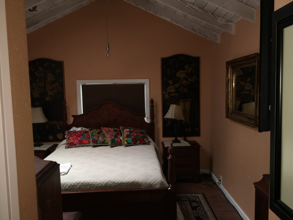 1,000 per month room to rent in Aptos available from September 4, 2017