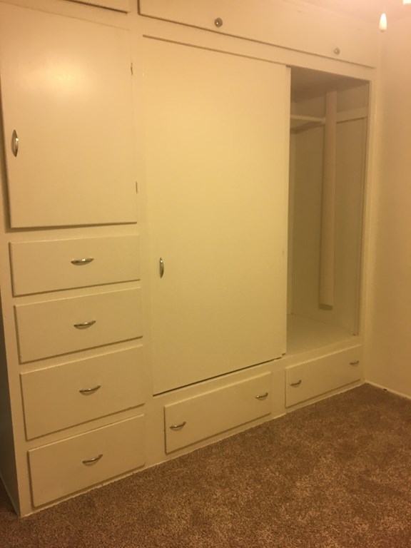 300 per month room to rent in Loma Linda available from September 25