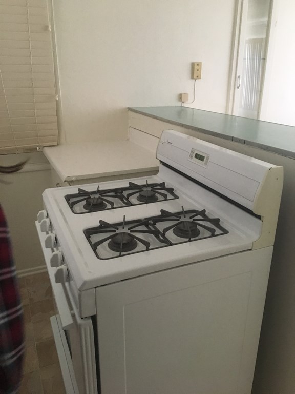 300 per month room to rent in Loma Linda available from September 25