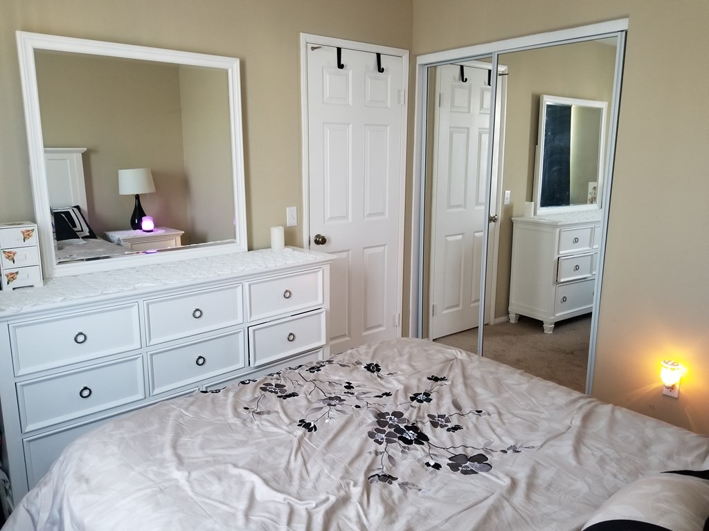 600 per month room to rent in Walnut Ridge available from December 17