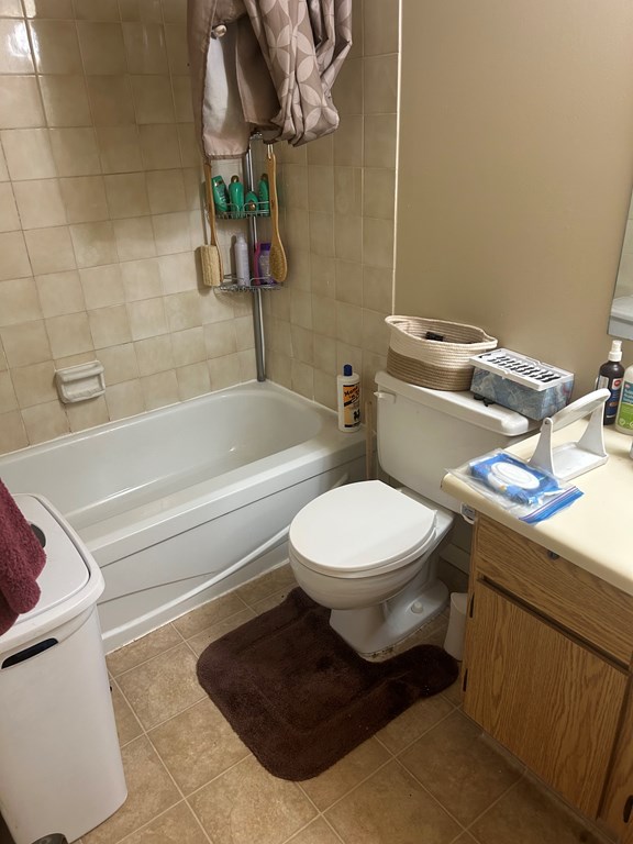 645 per month room to rent in Britannia Youngstown available from May