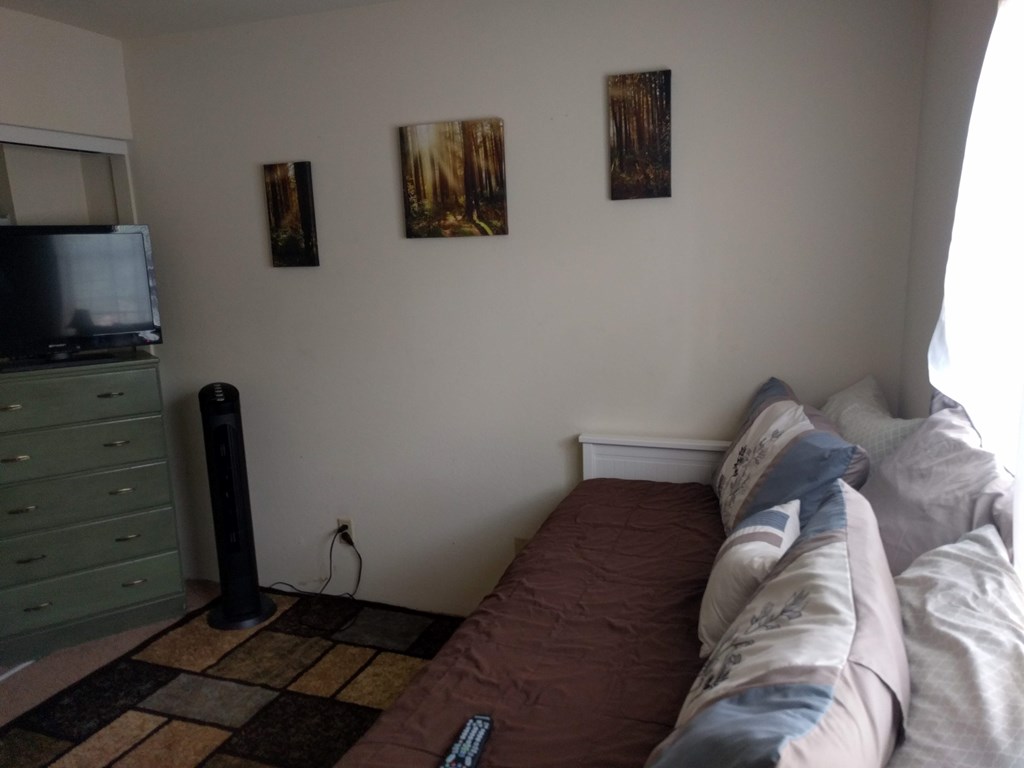 650 per month room to rent in Loma Linda available from September 1