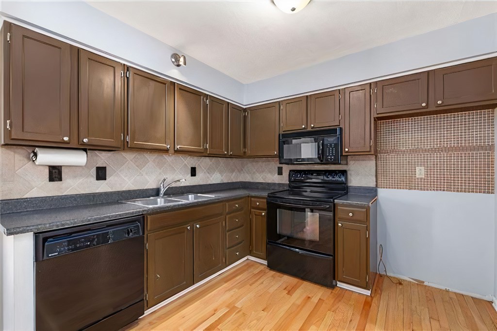 475 per month room to rent in Platte Woods available from May 18, 2021