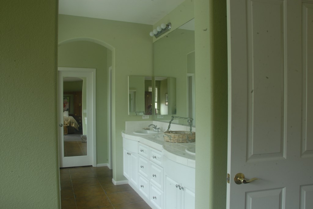 1,750 per month room to rent in Leucadia available from March 2, 2018