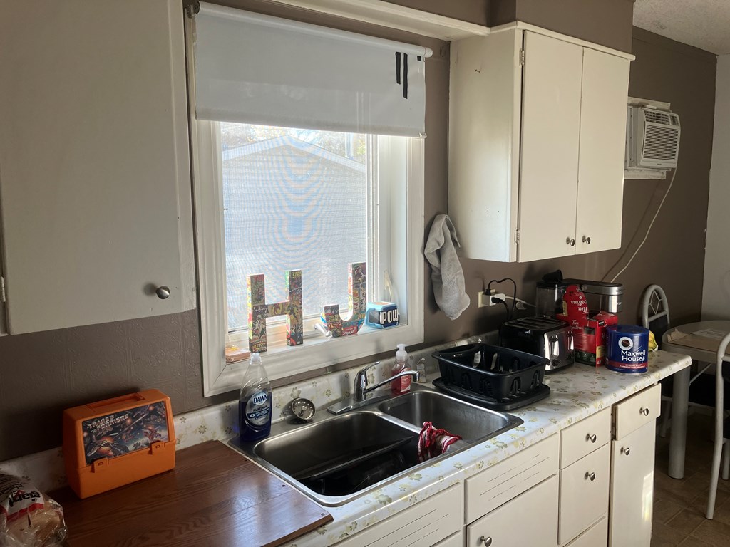 500 per month room to rent in Swan River available from November 18