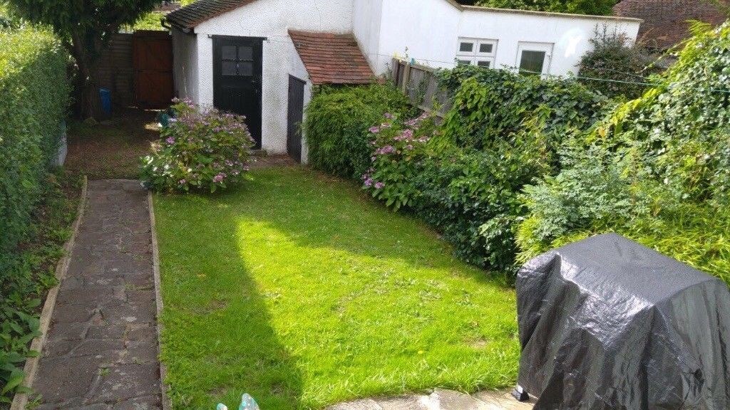 £642 per month double room to rent in a Acton flatshare available from