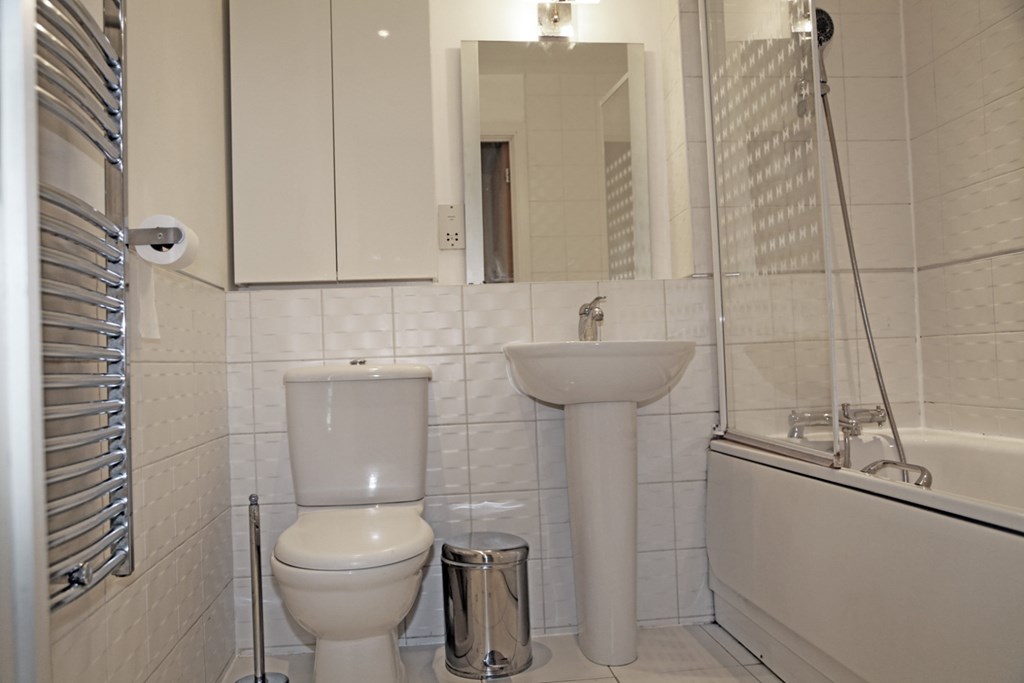 £542 per month double room to rent in a Deptford flatshare available
