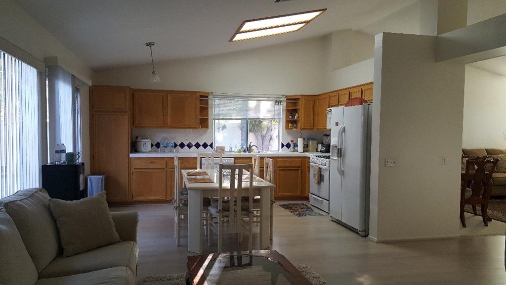 550 per month room to rent in Loma Linda available from September 15