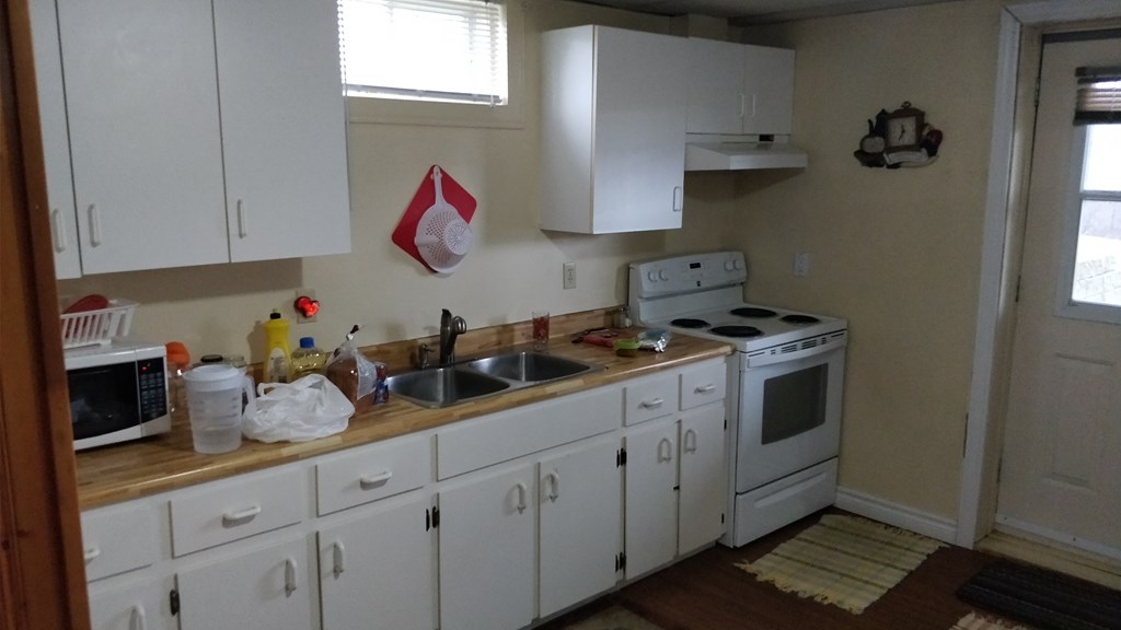 400 per month room to rent in FlorencevilleBristol available from