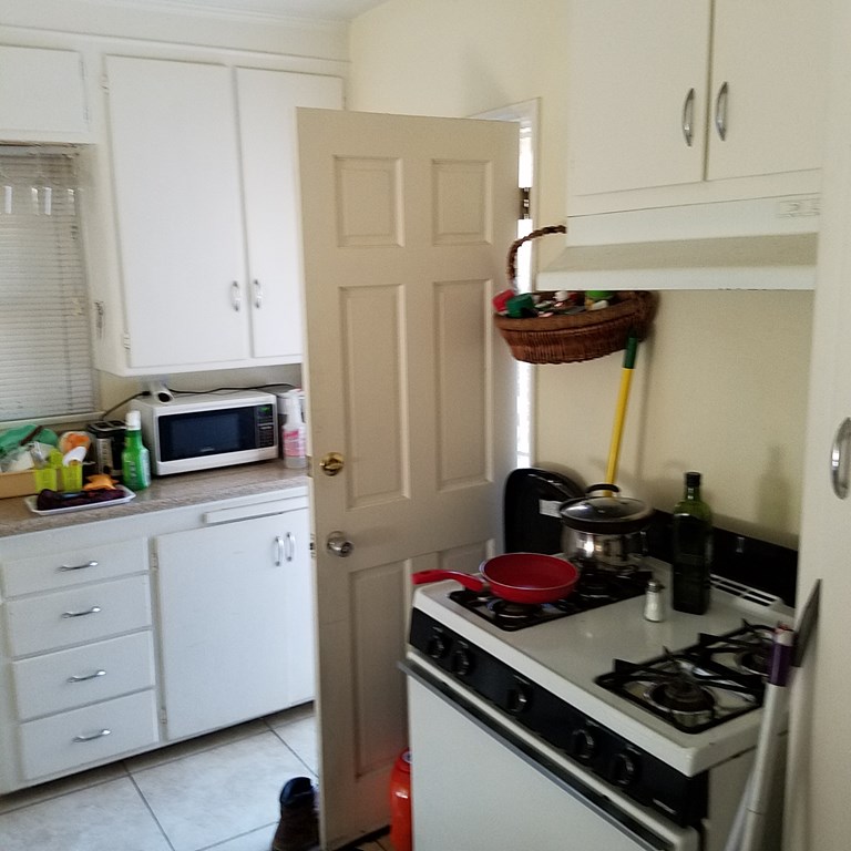800 per month room to rent in Alhambra available from January 14, 2019
