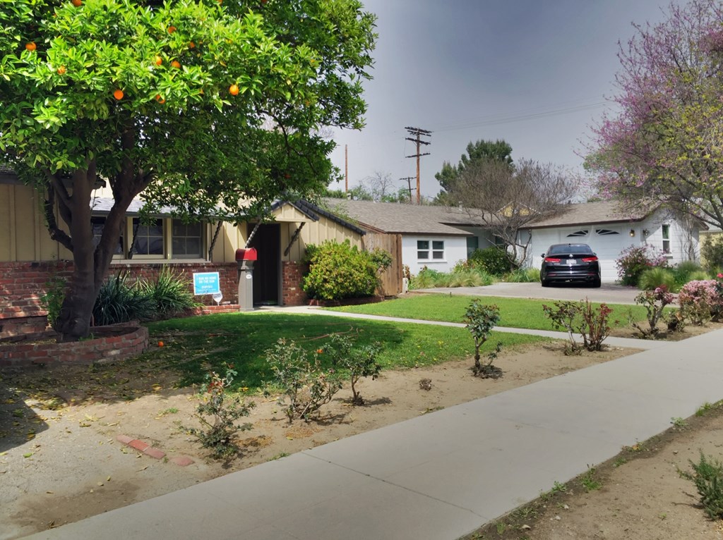 750 per month room to rent in Van Nuys available from November 1, 2019