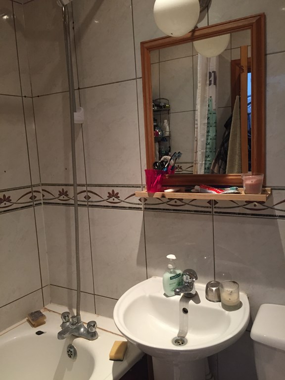 £450 per month double room to rent in a Dollis Hill flatshare available