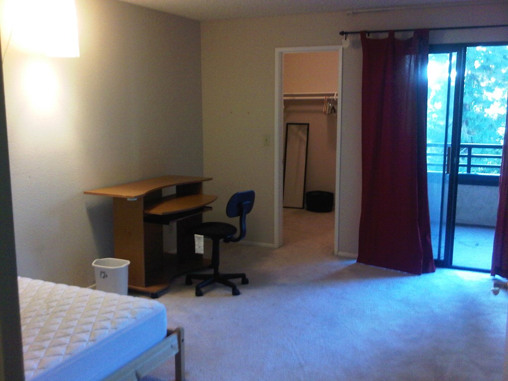 895 per month room to rent in El Sereno available from July 1, 2018