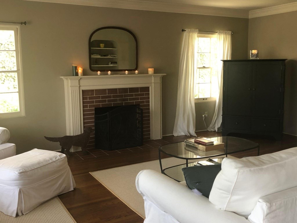 600 per month room to rent in Mission Hills available from January 29