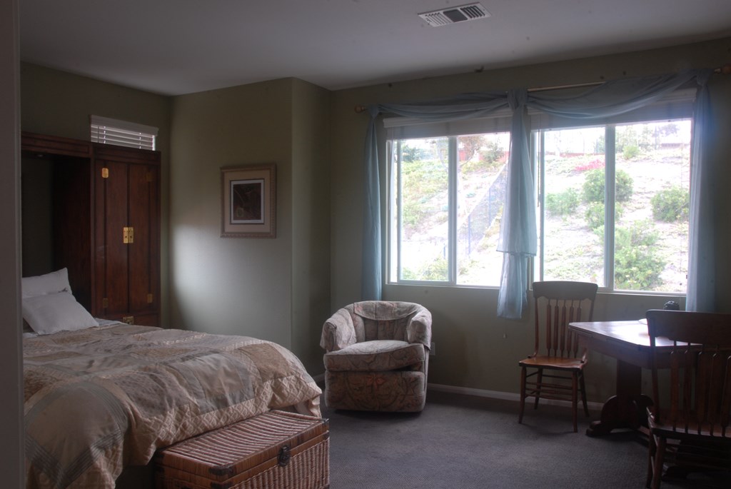 1,750 per month room to rent in Leucadia available from March 2, 2018