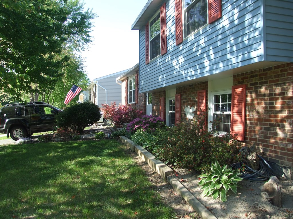 600 per month room to rent in Mount Vernon Woods available from