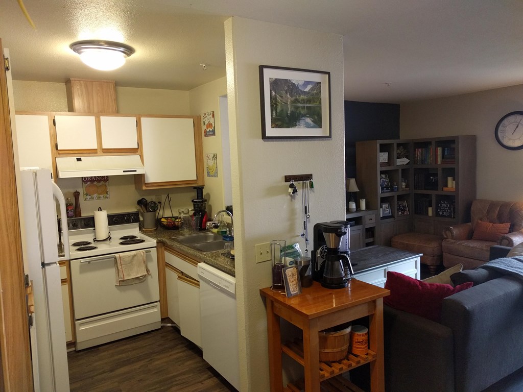 650 per month room to rent in Loma Linda available from September 1