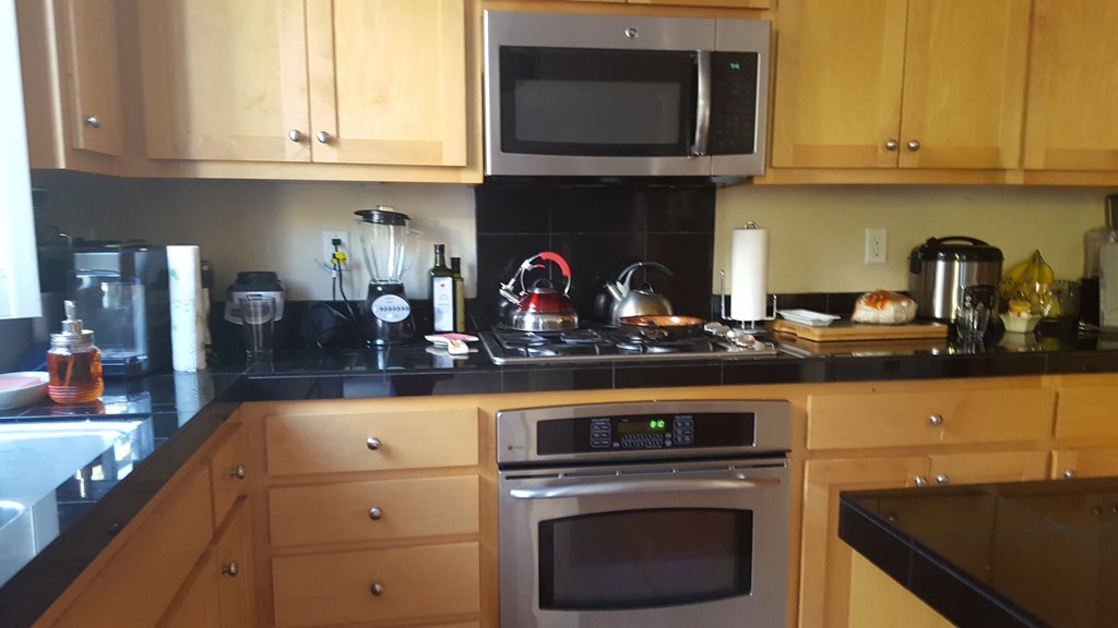 1,295 per month room to rent in Point Richmond available from February