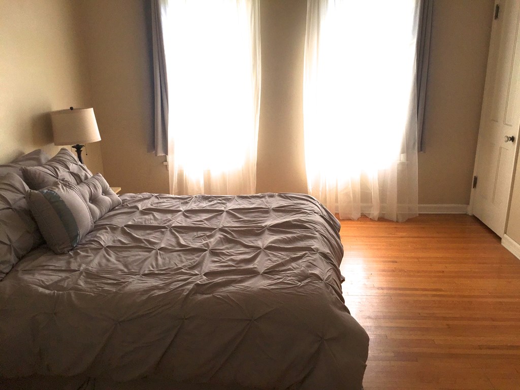 1,550 per month room to rent in PicoRobertson available from April 30