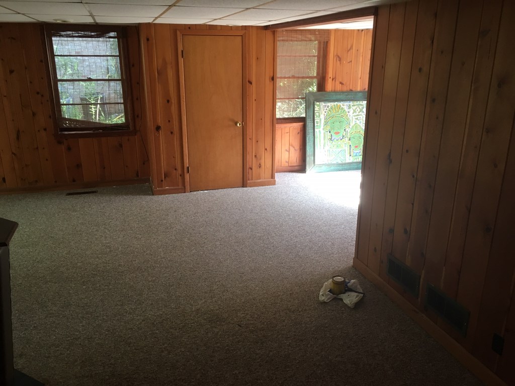 800 per month room to rent in Valley View available from April 22